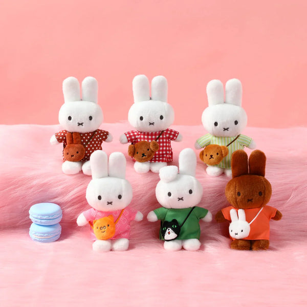 VIPO x Miffy Mini Bag Plush Blind Box Series Collection Miffy with VIPO x Miffy Mini Bag Plush Blind Box Series Collection Miffy with