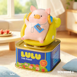 TOYZEROPlus Lulu The Piggy Holiday Series Solar Motion